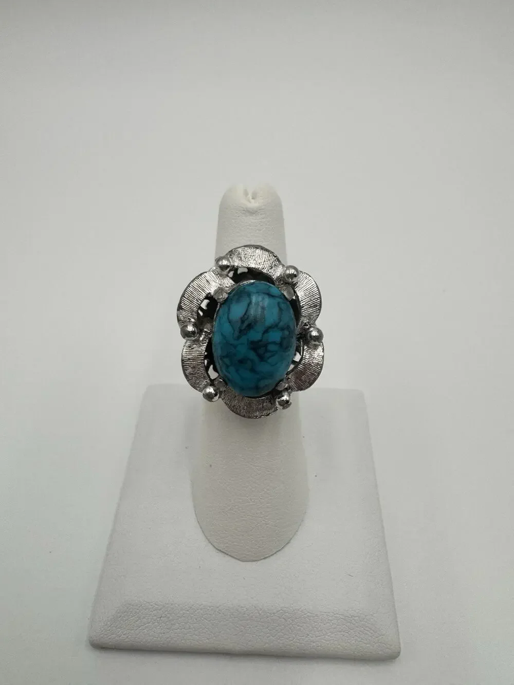 Southwestern Style Faux Turquoise Silvertone Ring Size 7